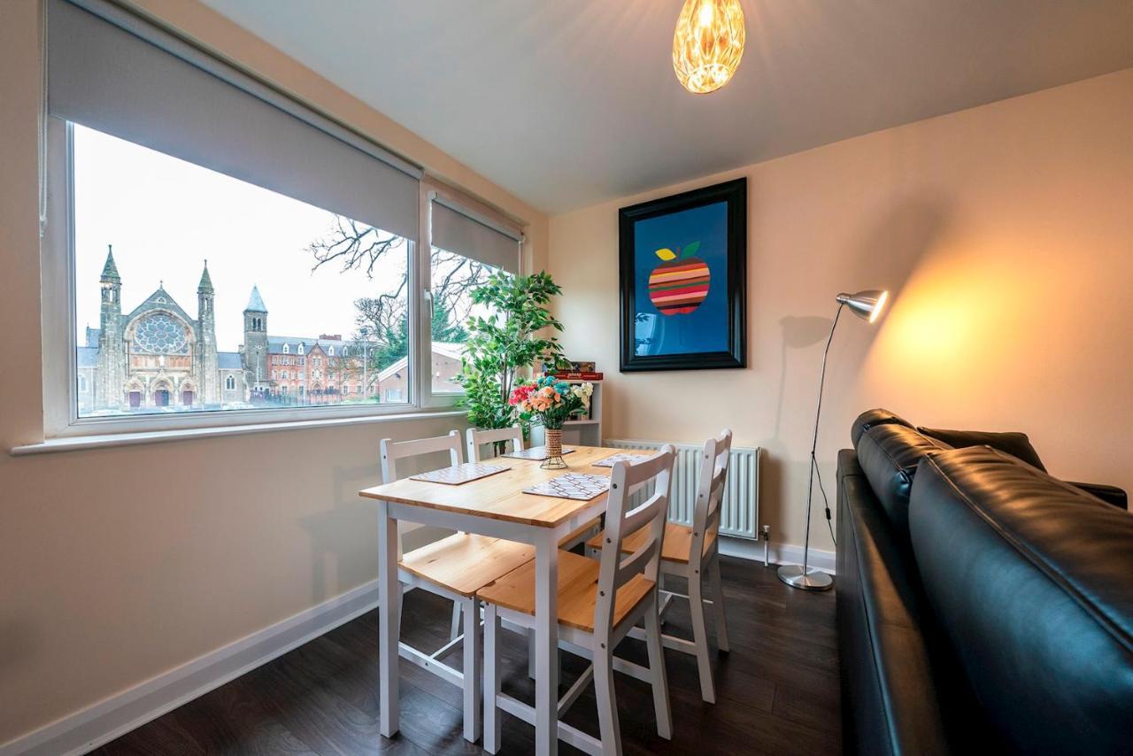 1 Bd Apt In Historical W Belfast Close To Centre מראה חיצוני תמונה